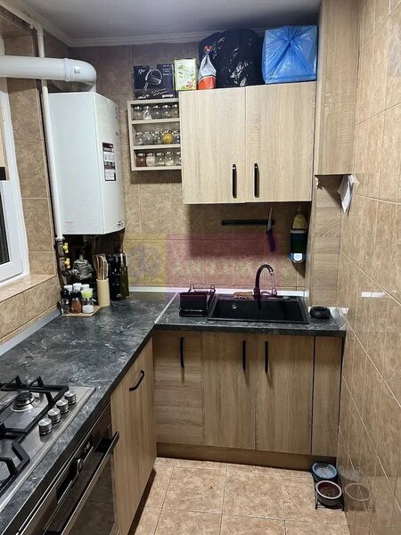 Apartament 2 camere pe str Huedin
